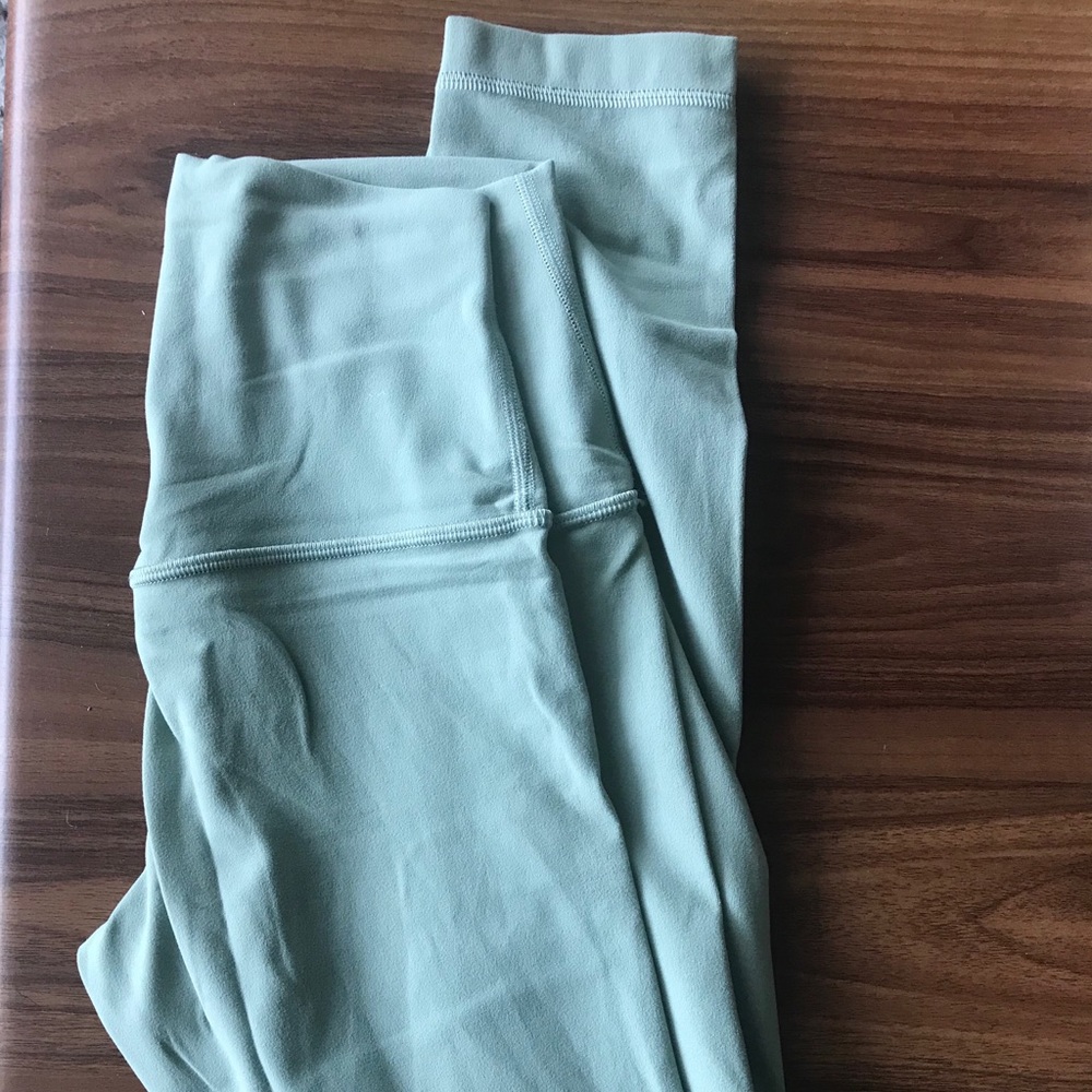 Lululemon Align Sea Green Size 4